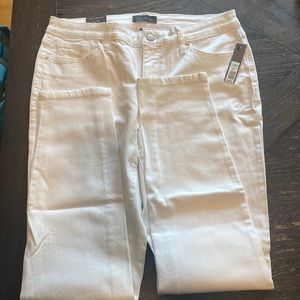 Limited Skinny Jeans